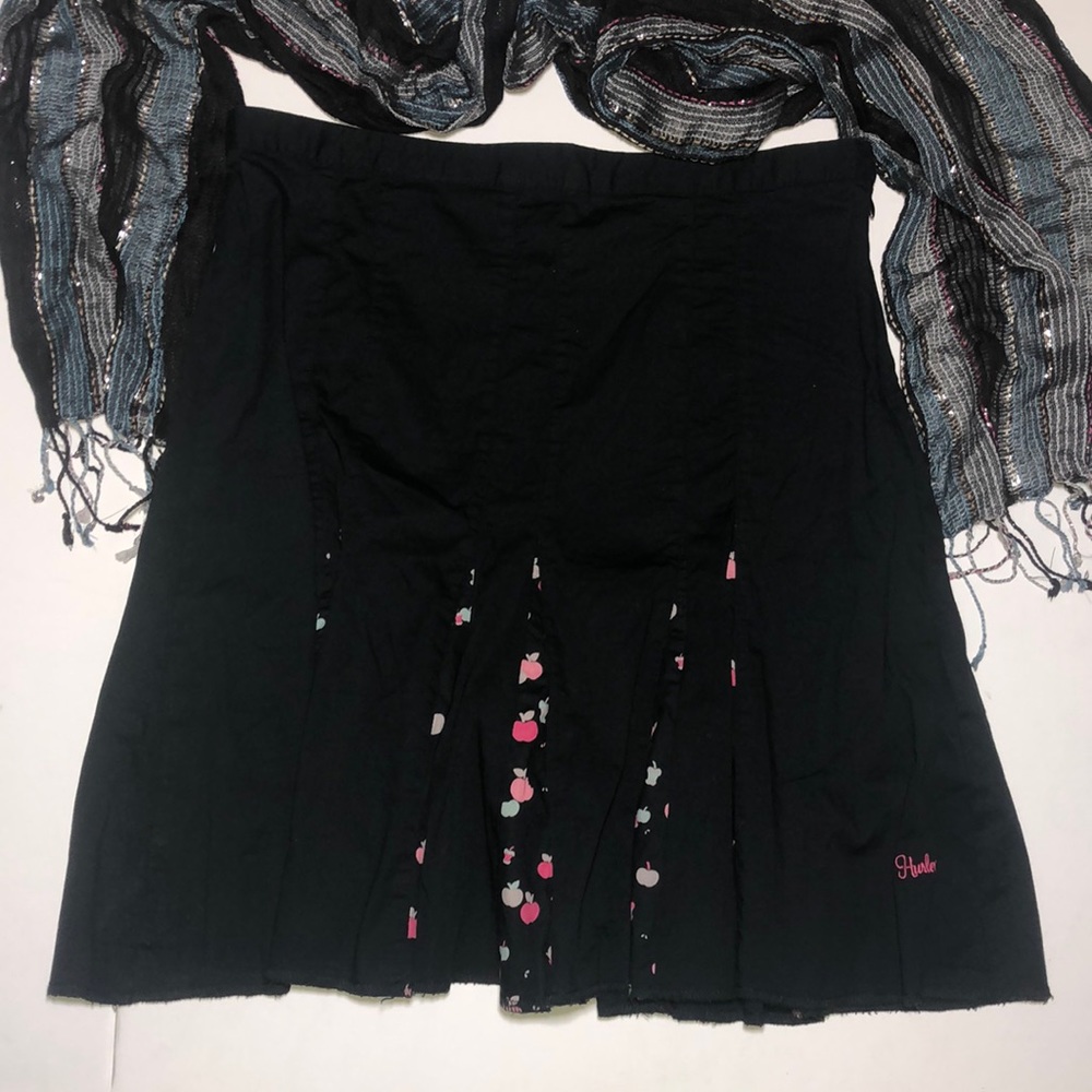 Hurley Black Women’s Skirt M